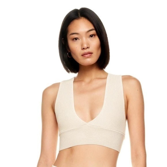 Aritzia Babaton V Neck - Picture 1 of 6